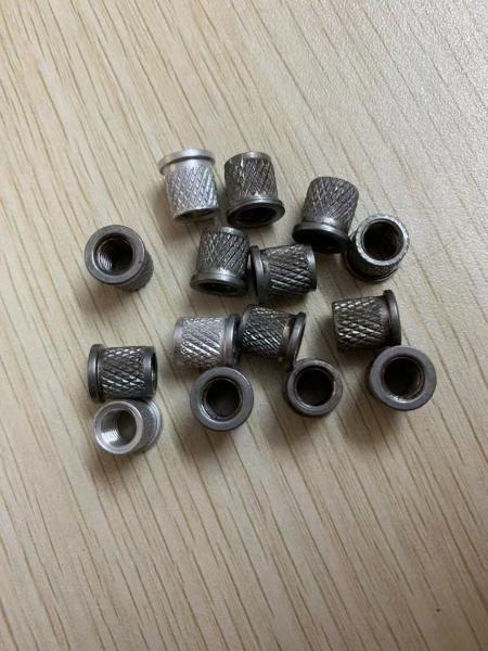 Machining sur mesure de pièces non standardiséesPrécision de fabrication CNC basée sur dessins ou échantillons