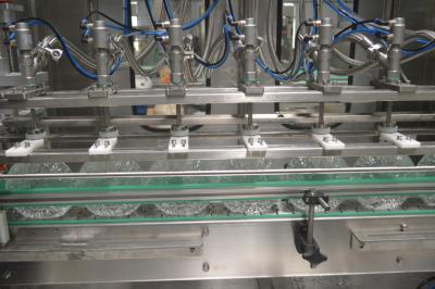 Capacidade personalizada volumétrico da máquina de enchimento da pressão negativa