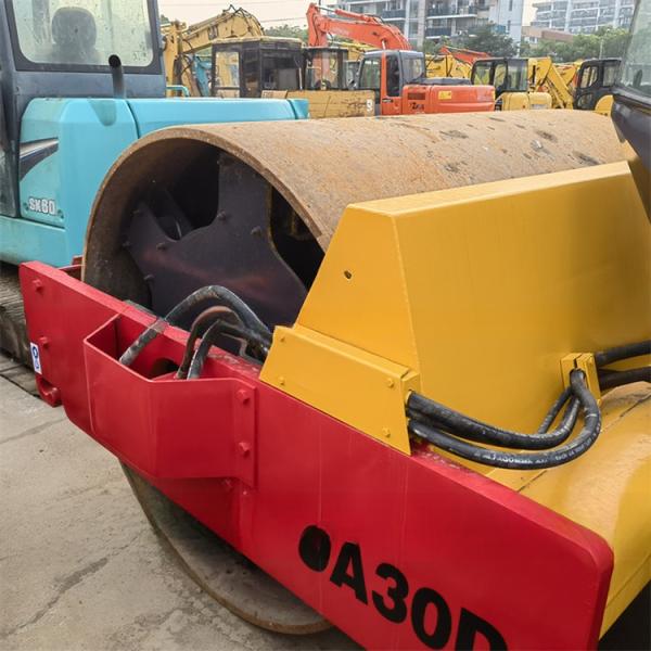 Horas bajas Japón hecho Dynapac CA30D rodillo de carretera para obras de construcción en buen estado