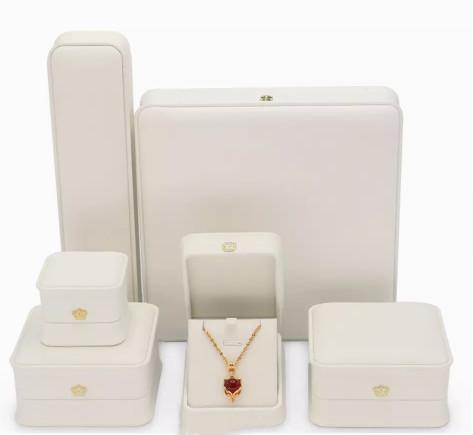 PMS Jewelry Packaging Box Velvet Leather Jewelry Boxes Biodegradable