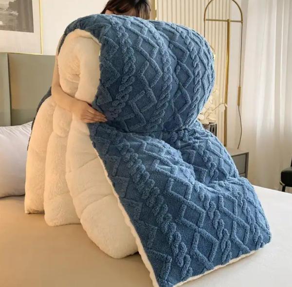 Quilt de lã de cor de carneiro aquecido espessado personalizado para Quilt de fibra química sustentável