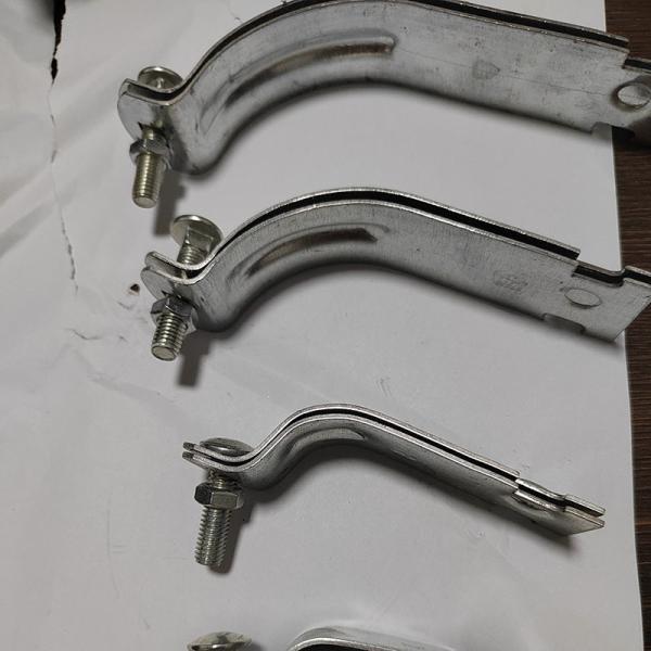 Adjustable Galvanized Steel Seismic Accessories Bracket Lightweight Easy To Install