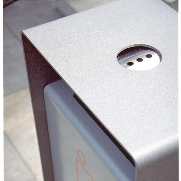 SGS Certificate  45L Outdoor Metal Trash Can With Ashtray