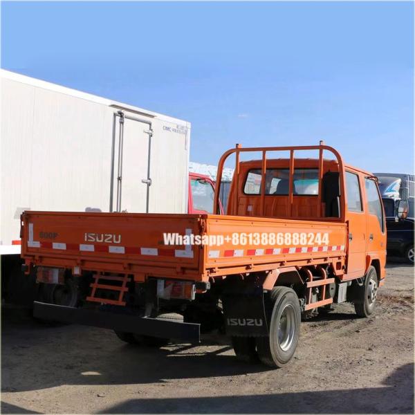 I s Uzu Double Row  Pickup Truck   Fender Truck Deliver Truck