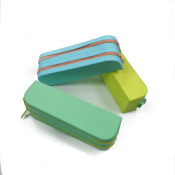 Sac à crayon étanche en silicone coloré non toxique pour fournitures de bureau et scolaires