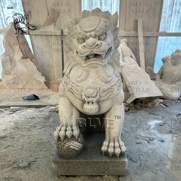 Foo Dog Fengshui Sculpture Hand Carved Granite Lion Statue Guardian Lions Statue Classical Outdoor