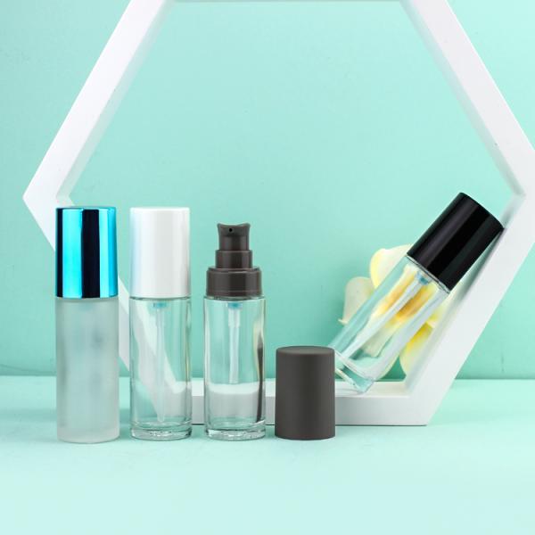 Оптовая бутылка стекла лосьона Skincare насоса учреждения дизайна 30ml моды косметическая
