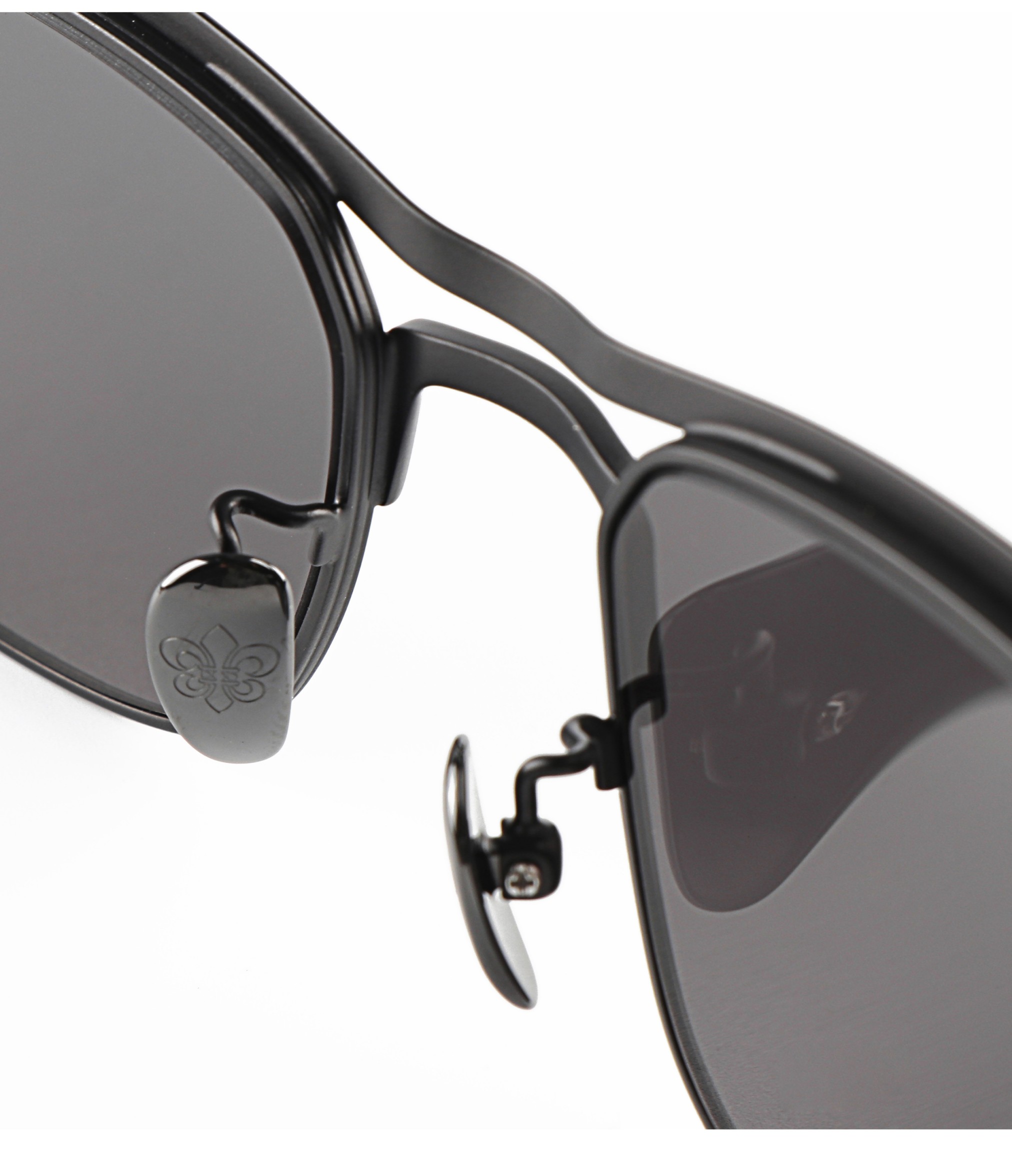 Korean Elegant Street Unisex Titan Slim Pilot Sun Glasses Original Men Women Casual Reading Wholesale Sunglasses China Side logo