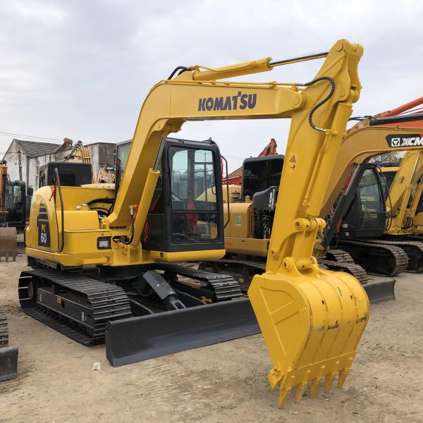 6 tonnes de la marque japonaise utilisée Komatsu PC60 Construction Excavator 0,25 M3 Capacité d'occasion Excavator en stock