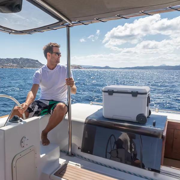 45L Insulated Ice Cooler Box with Temperature Display 12-36h Cooling