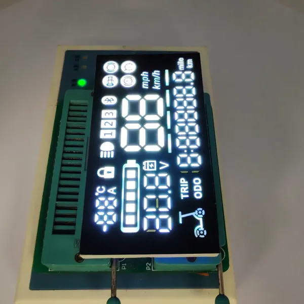 High-Brightness White 7-Segment LED Display for Electric Scooters