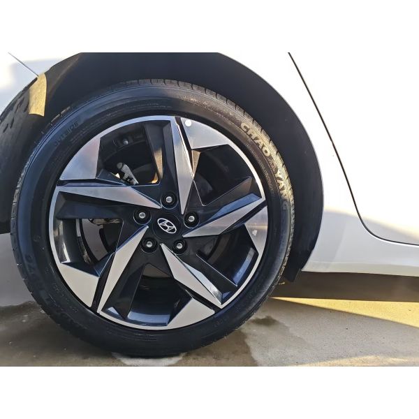 2022 Hyundai Elantra 1.5L CVT GLX Elite Edition