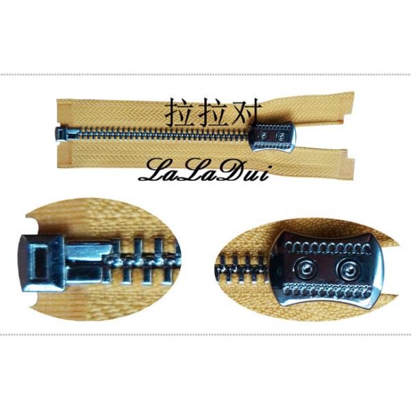 Bone Puller Open End Metal Big Teeth Zipper HS Code 9607110000 Bright Blue Tape