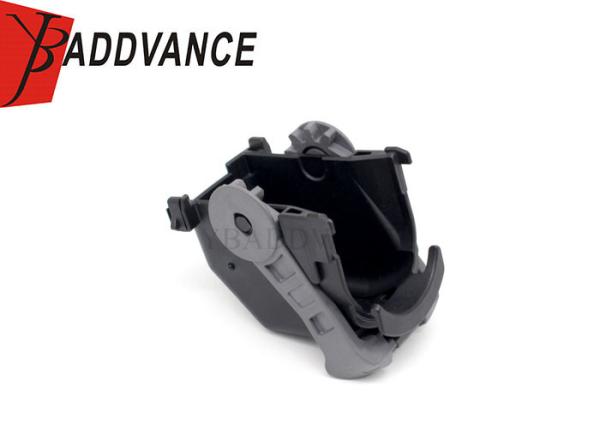 O conector elétrico automotivo do preto de TE ampère para trás cobre 82821-33550 2040009-1