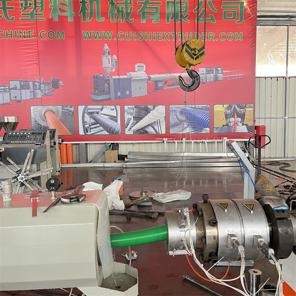 Производители труб из ПВХ Машина 200 кг/ч - 250 кг/ч ПВХ Конический экструдер с двумя винтами