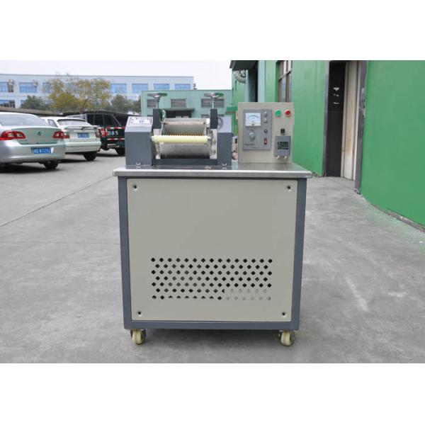Granule Plastic Scrap Cutting Machine , High Efficiency Plastic Waste Cutter