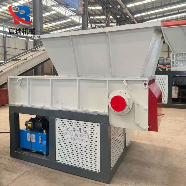 800 Single-Shaft Shredder Designed for Plastic Fabric Strips Leather Used Clothing Metal Bales and More