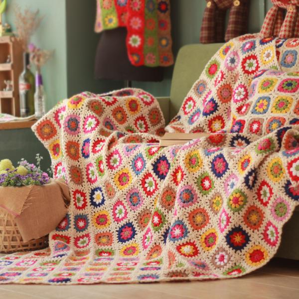 Y-F 150*100 Crocheted Bohemian Gypsy Gorgeous Vintage Decor Lap Rug Daisy Granny Square Comfort Bed Blanket Throw