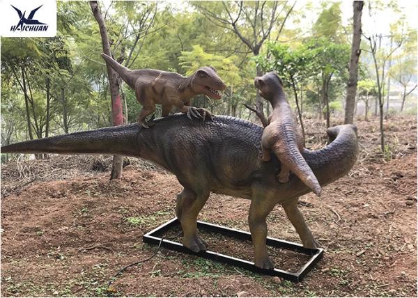 Life Size Animatronic Dinosaur Garden Ornaments Mother And Baby Garden Display