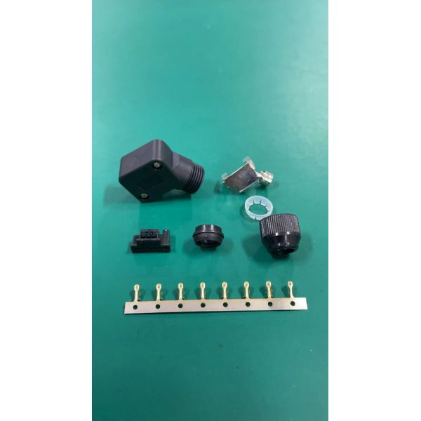 Yaskawa 9pin Servo Motor Connector with Silver and Gold Contact Plating for Industrial Automation and Crimp/Solder Termination