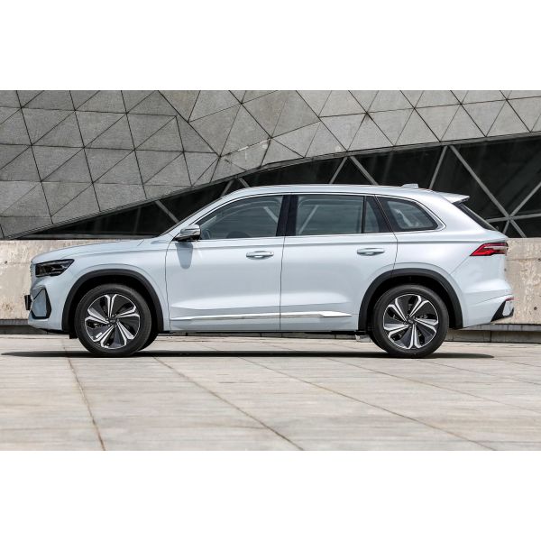 Used 2022 Geely Xingyue L 2.0T / 1.5T Hybrid SUV, Low Mileage, Accident-Free