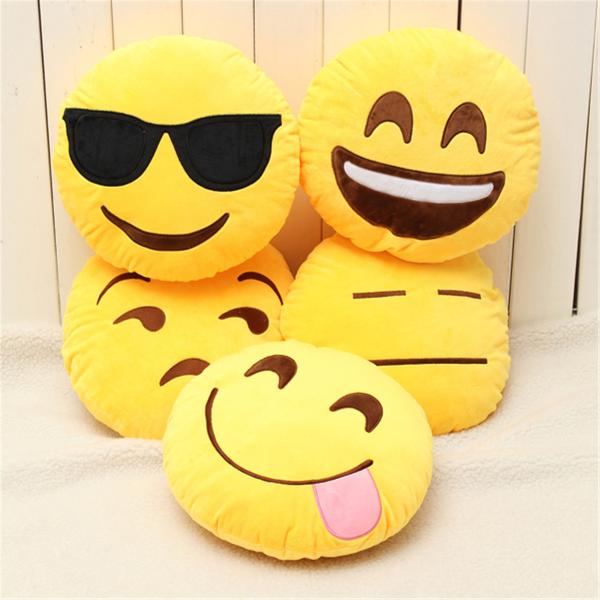 PP Cotton Filled Plush Emoji Cushion Pillows Smiley Face 30cm Round Shape