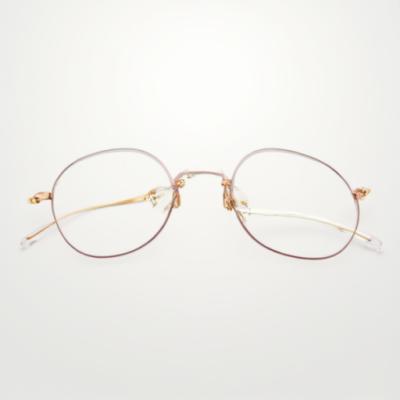 Various Colors Custom Made Sunglasses Crafted With Beta Titanium Material