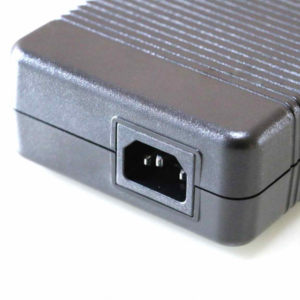 ADP-230AB D 19.5V 11.8A 230W AC Adapter Charger For ASUS ROG G752VS G752VS-XS74K G752VS-XB72K