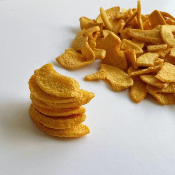 Vácuo por atacado Fried Fruits Snacks para microplaquetas amarelas friáveis do pêssego do vegetariano dos adultos das crianças