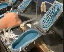 Water-Based PU Shoe Sole Release Agent 30% Al2O3 for Quick Demolding