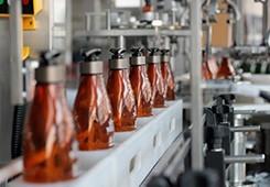 Engarrafamento plástico do champô de 4 cabeças que tampa e máquina de etiquetas