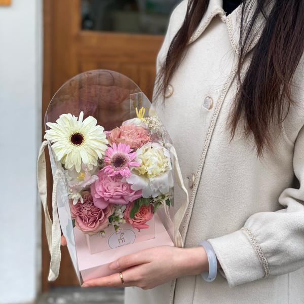 Valentine's Day hand-held flower box, transparent pvc folding diy bouquet