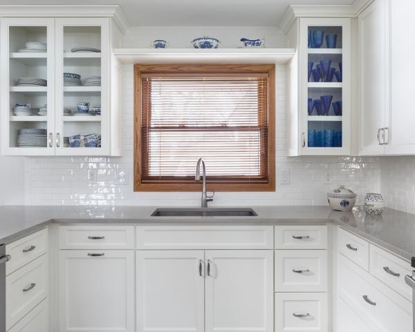 Modular PVC Kitchen Cabinets U Shape White Matt For Villa