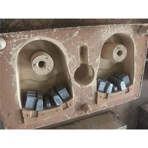 Long Service Hammer Crusher Spare Parts With Tic Alloy Bars Sodium Silica Sand Process