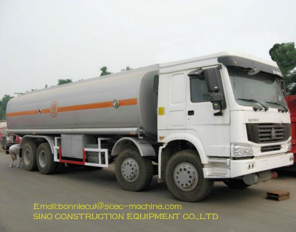 Oil Tanker Truck 8X4 Mobile Fueling Trucks 38000L CE ISO9001 Certification
