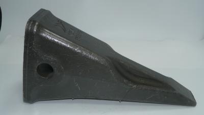 4T5502 Excavator Ripper Tooth Black Excavator Bucket Teeth 540mm D90
