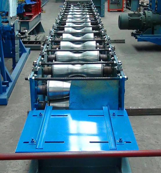 Rolo durável do tampão de Ridge que forma M da máquina 8 - 15/capacidade de produção mínima para construir