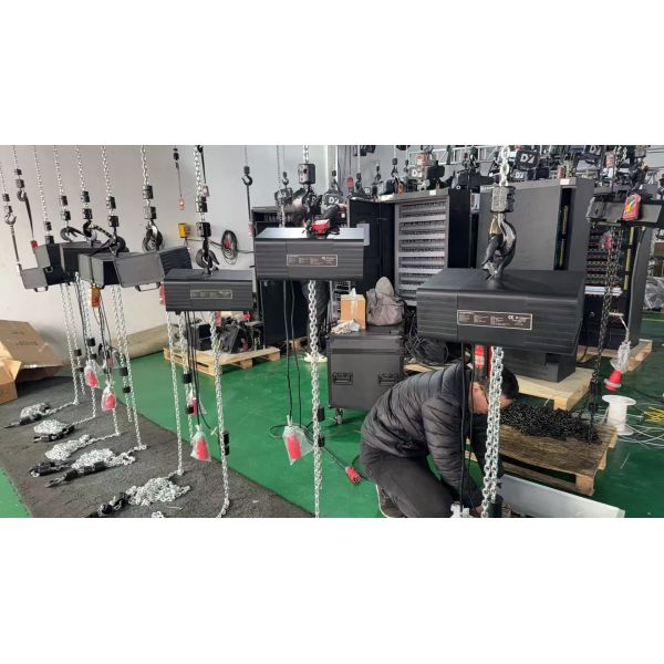 1 Ton Electric Chain Hoists for stage With double brake Entertainment