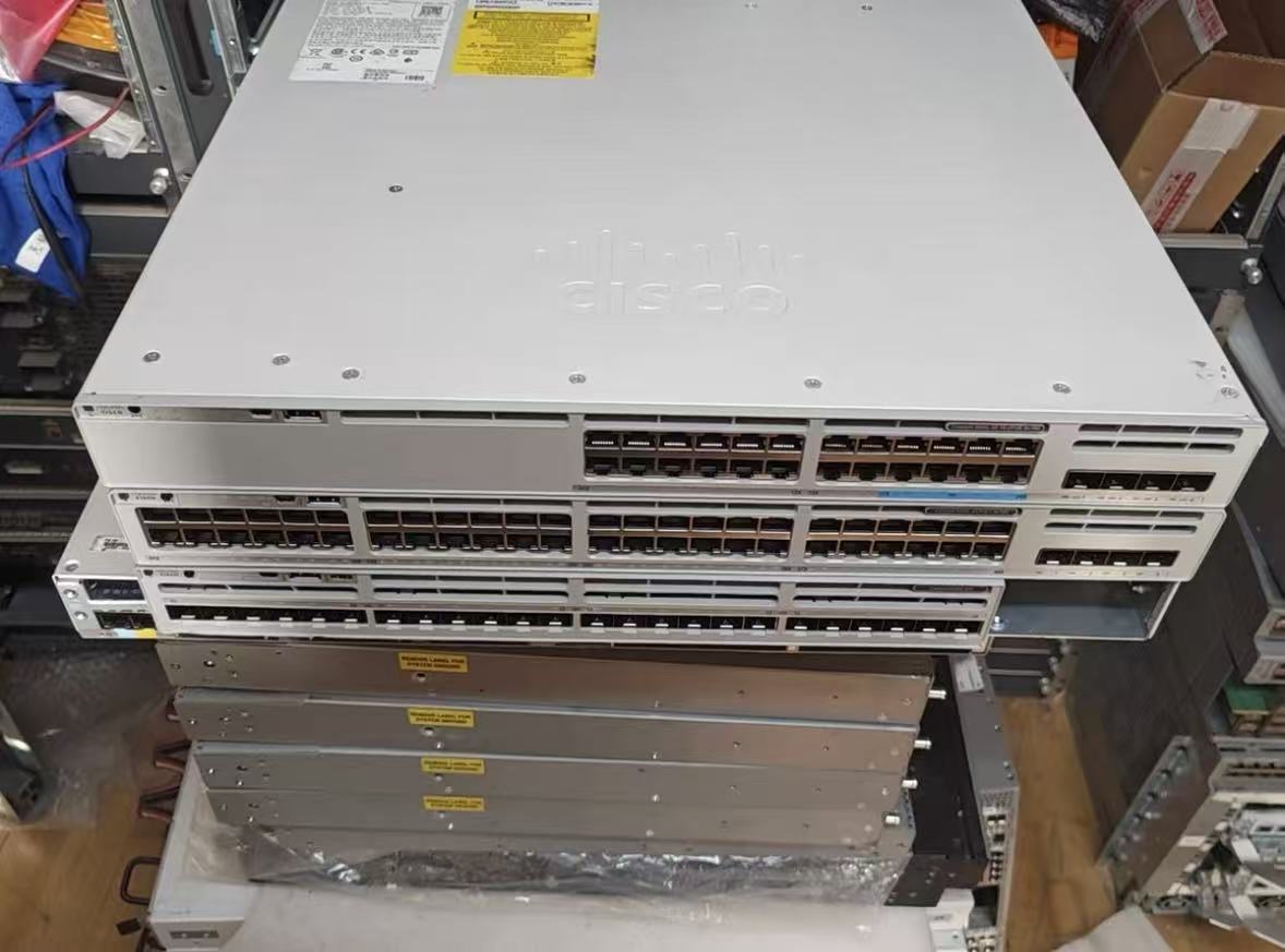 C9300L-24UXG-4X-A C9300 Series 24 Port Switch