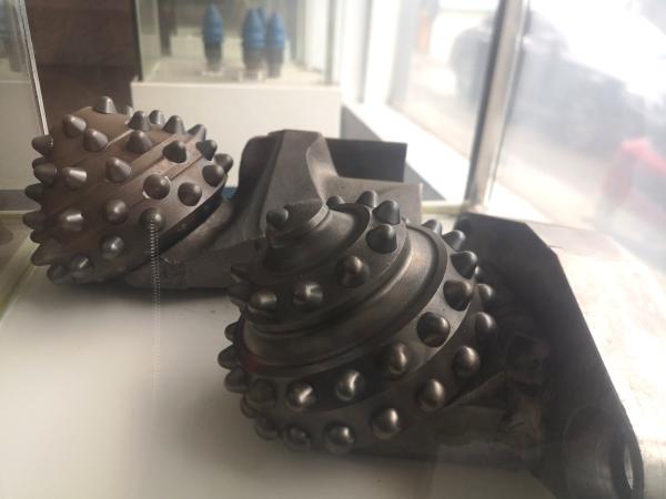 Small Loss Rotary Drilling Teeth Tricone Roller Bit For Foundation Drilling
