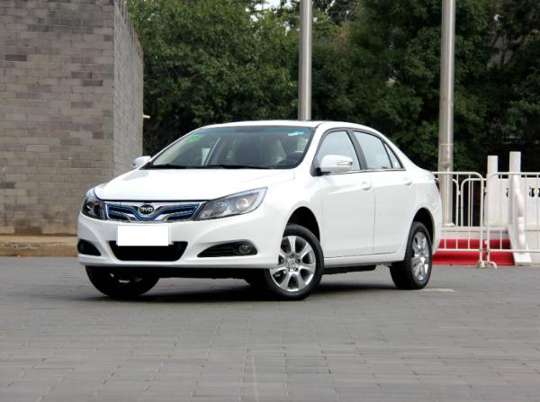 Electric E5 BYD Chinese Car Small EV High Performance 400 Mile Range