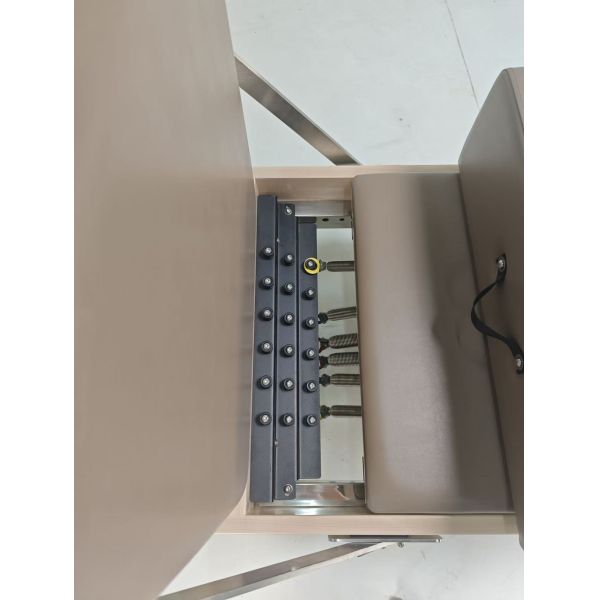 Maple Wood Frame Pilates Reformer U+PL001 with Classic Full Track Design