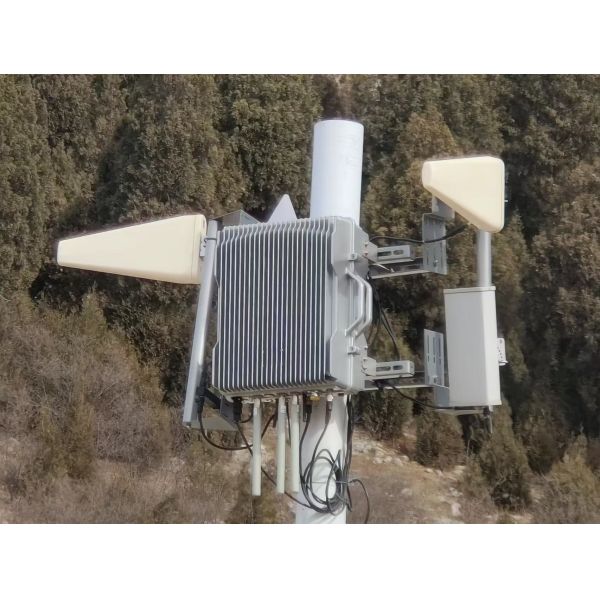 A fixed macro-site IMSI catcher system supporting 2G/3G/4G networks, designed for perimeter security monitoring at oil & gas facilities, villas, and private estates