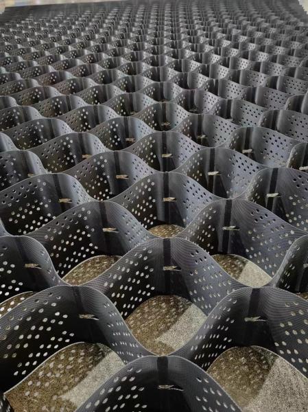 HDPE Honeycomb Grid Erosion Control Geocell Retaining Wall Stabilizer For Driveway Gravel