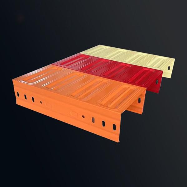 Wall Mounted Molded Ventilated Trough Cable Tray / Rectangular Galv Cable Tray