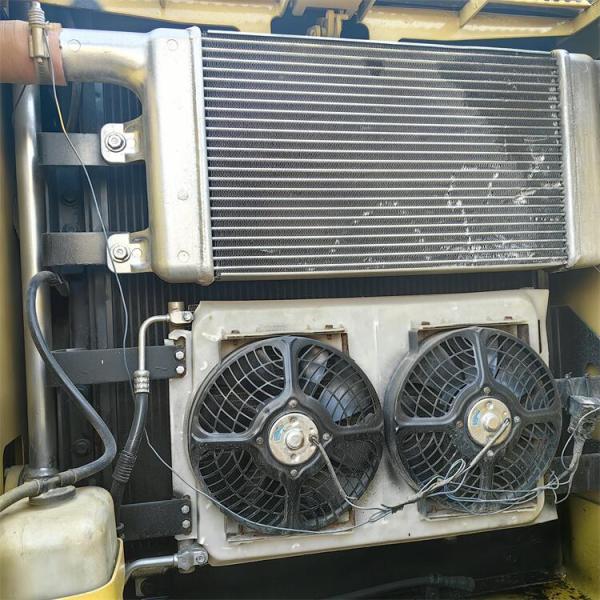 Оригинальный японский экскаватор Komatsu PC220-7 PC220 с оригинальным гидравлическим цилиндром