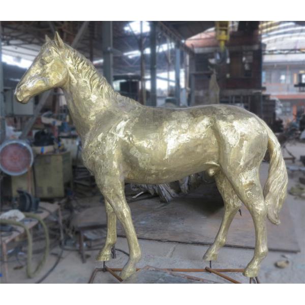 Realistic Bronze Large Animal Garden Sculptures Red Life Size Metal Horse Sculpture