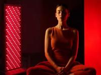 Dispositif de thérapie de la lumière rouge du corps entier Infared Red PDT LED Light Therapy Machine 630nm 660nm 830nm 850nm Lampe