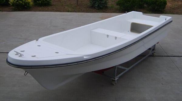 Fiberglass Hull Offshore Fishing Boats , Erosion Resistant 4.2 M Glass Fiber Boat