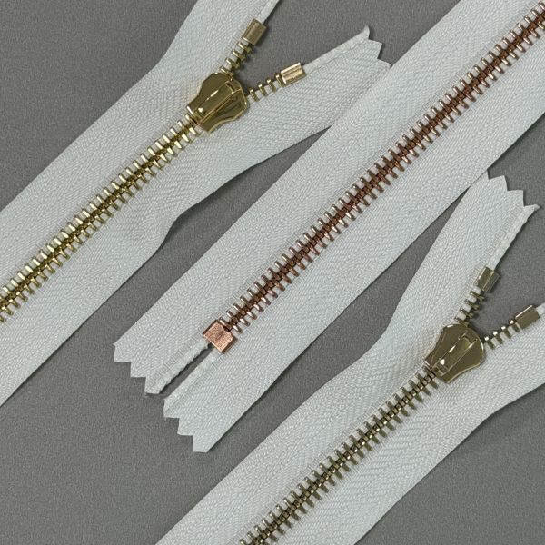 Customized Euro Teeth Metal Zipper Environmental Friendly #5 Rose Gold Zip